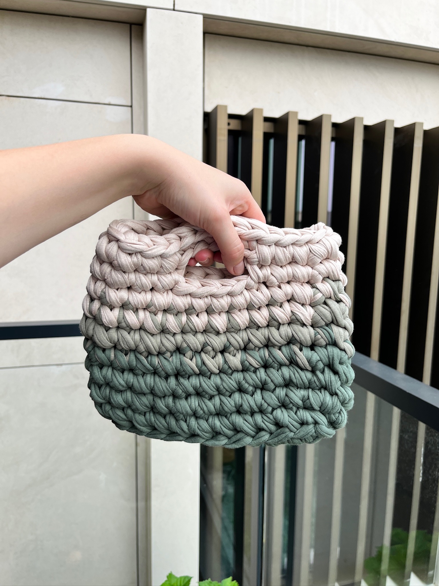 Belize - olive gradient